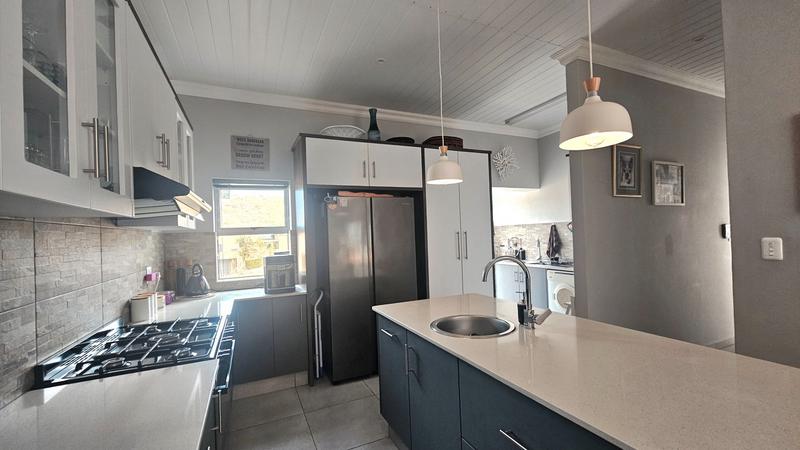 3 Bedroom Property for Sale in Island View Western Cape